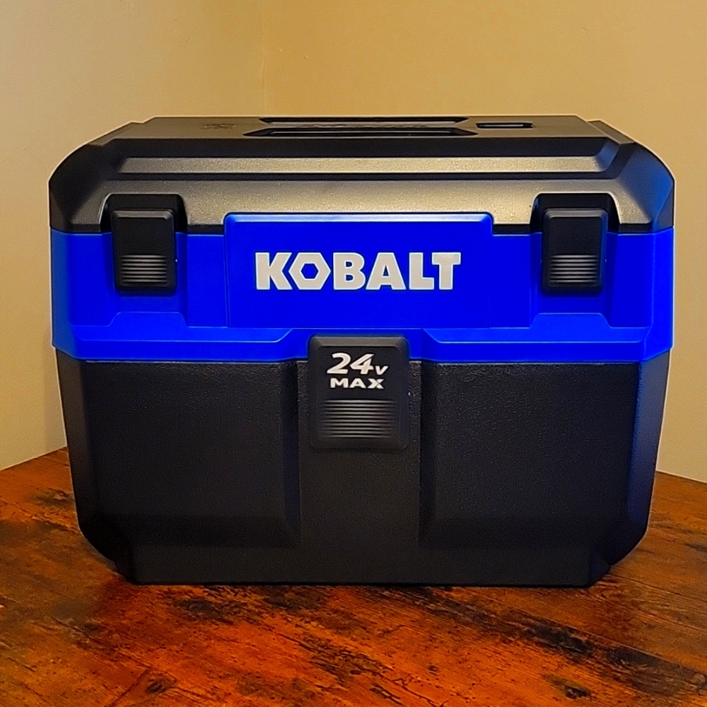 Kobalt 24-volt Max 3-Gal Cordless Wet/Dry Shop Vacuum w Access. (No Battery/box)
